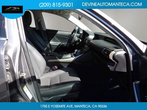 Used 2014 Lexus IS 250 w/ Navigation Package image 8