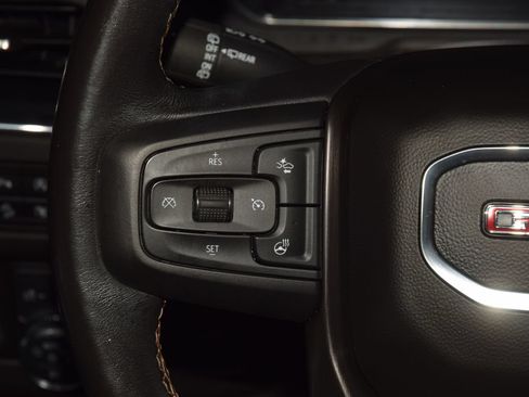 Used 2023 GMC Yukon XL AT4 w/ AT4 Premium Package AWD/4WD image 39