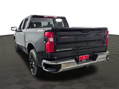 Used 2022 Chevrolet Silverado 1500 LTZ AWD/4WD image 5