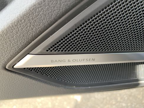 New 2026 Audi A8 L 3.0T AWD/4WD image 10