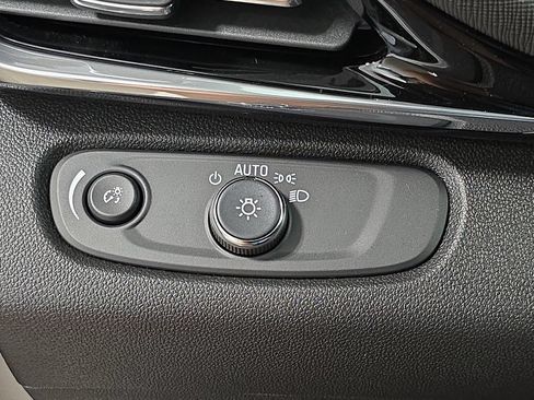 New 2026 Buick Envista Sport Touring w/ Studio Series FWD image 27