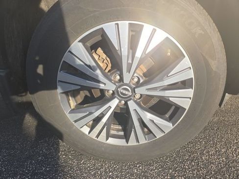 Certified 2023 Nissan Rogue SV w/ SV Premium B Package image 10