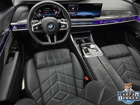 Used 2025 BMW 740i RWD image 17