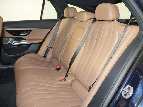 New 2026 Mercedes-Benz E 450 4MATIC All-Terrain Wagon image 27