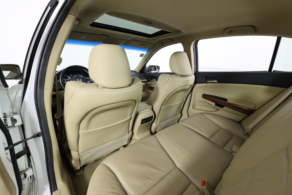 Used 2011 Honda Accord EX-L image 14