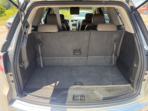 Used 2013 GMC Acadia SLT FWD image 15
