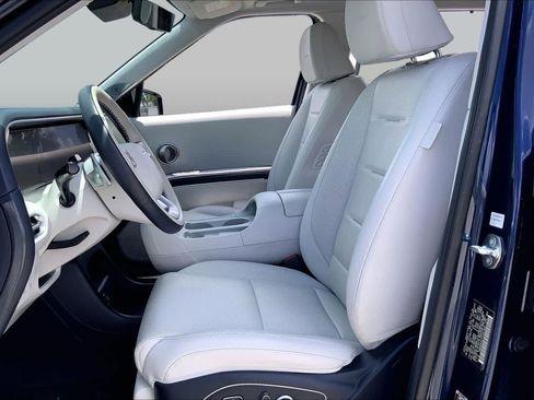 Used 2026 Hyundai Palisade Calligraphy FWD image 8