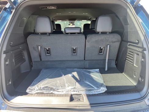 New 2026 Chevrolet Traverse LT w/ Midnight/Sport Edition AWD/4WD image 22