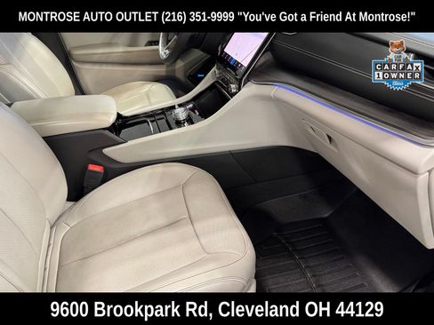 Used 2023 Jeep Grand Cherokee Overland AWD/4WD image 50