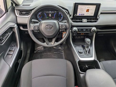 Used 2025 Toyota RAV4 LE image 18