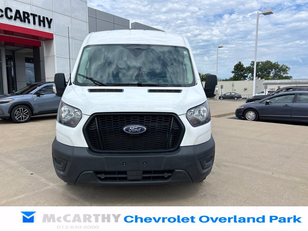 Used 2025 Ford Transit 250 148 Medium Roof Extended AWD w/ Load Area Protection Package image 3