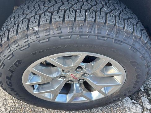 Used 2018 GMC Sierra 1500 SLT AWD/4WD image 12