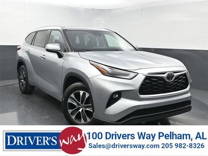 Used 2022 Toyota Highlander XLE