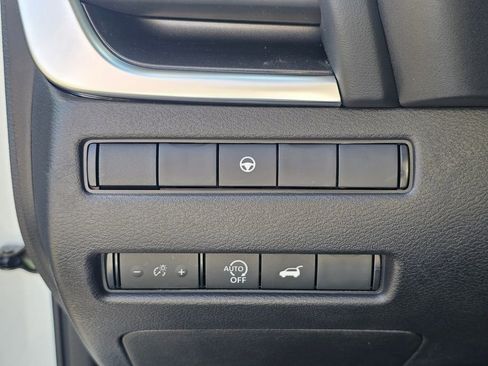 New 2026 Nissan Rogue Dark Armor AWD/4WD image 32