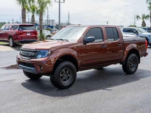 Used 2016 Nissan Frontier SV AWD/4WD image 7