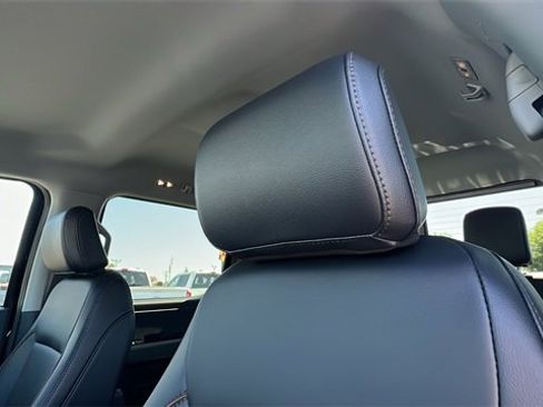 New 2025 Ford F250 Lariat w/ FX4 Off-Road Package image 23