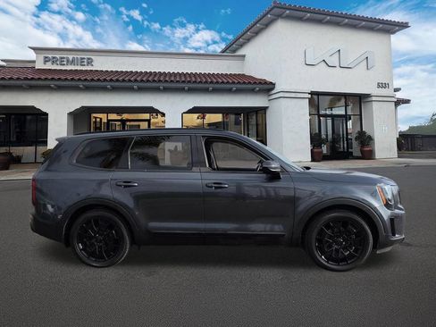 Used 2021 Kia Telluride SX w/ SX Prestige Package AWD/4WD image 9
