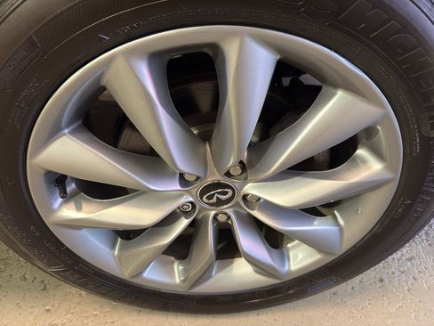 Used 2019 INFINITI QX50 Pure AWD/4WD image 38