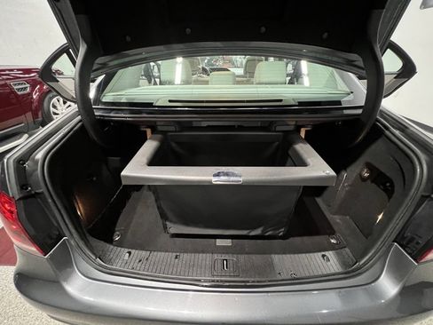 Used 2016 Mercedes-Benz E 350 4MATIC Sedan image 55