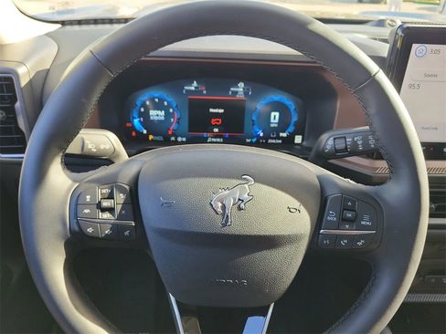 Used 2025 Ford Bronco Sport Outer Banks w/ Outer Banks Tech Package+ image 28