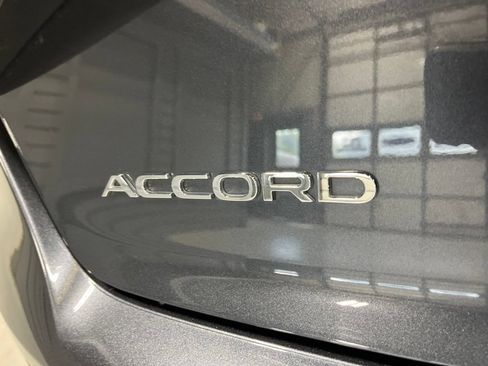 Used 2025 Honda Accord LX image 32
