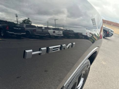 Used 2023 Dodge Durango R/T w/ Blacktop Package AWD/4WD image 15