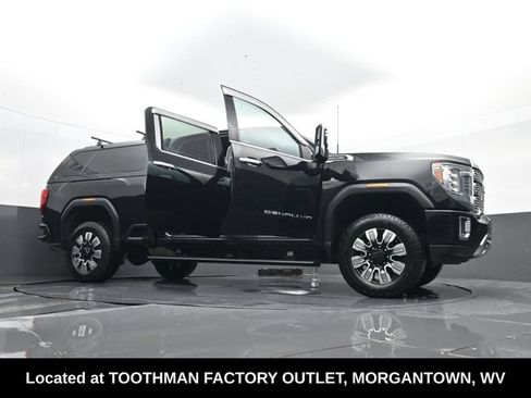 Used 2023 GMC Sierra 3500 Denali w/ Denali Ultimate Package AWD/4WD image 33