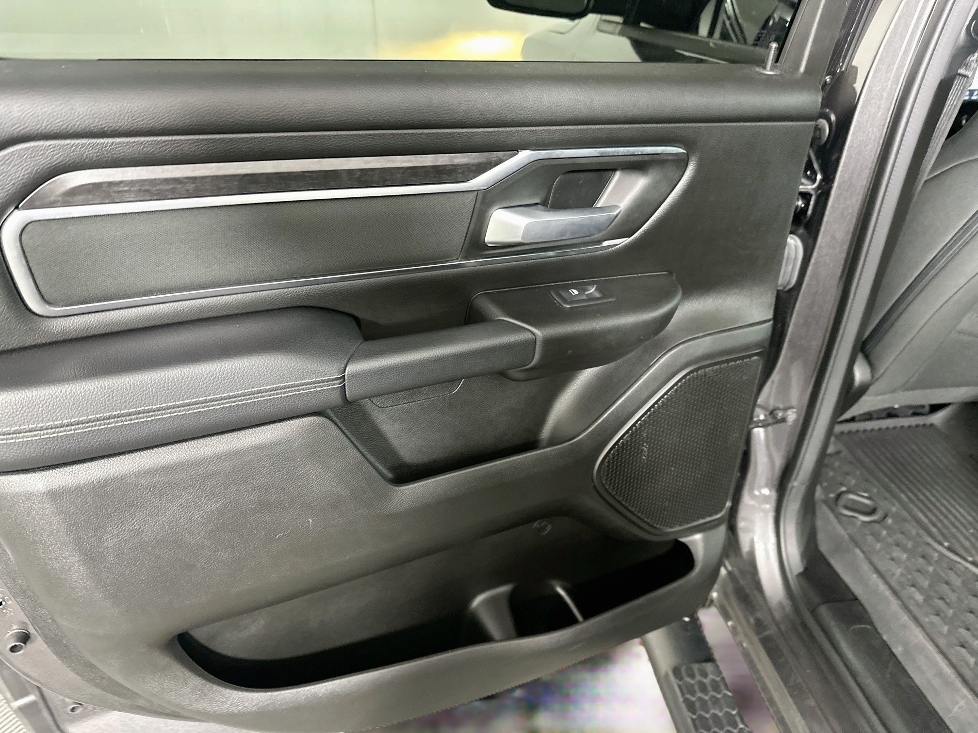 Used 2024 RAM 1500 Big Horn AWD/4WD image 25