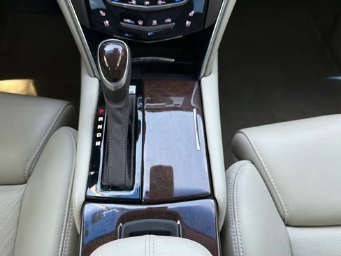 Used 2014 Cadillac XTS Luxury w/ Driver Awareness Package FWD image 19