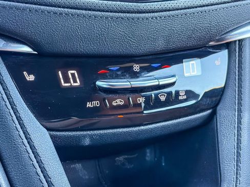 Certified 2023 Cadillac XT5 Premium Luxury AWD/4WD image 25