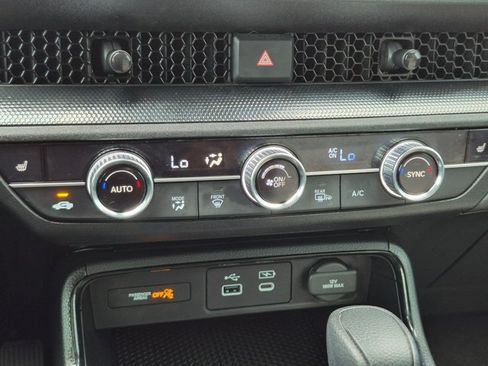 Used 2023 Honda CR-V EX image 14