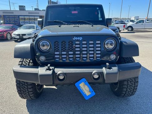 Used 2017 Jeep Wrangler Unlimited Sport w/ Connectivity Group image 9