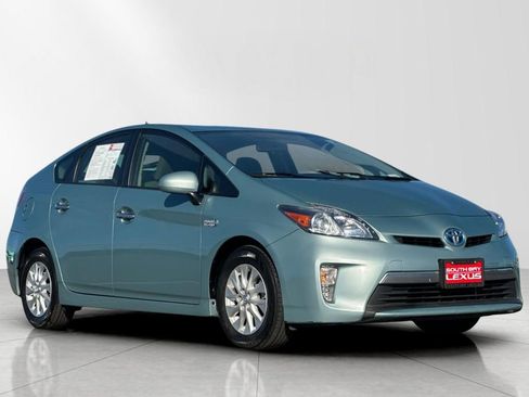 Used 2012 Toyota Prius Plug-In Hybrid image 8