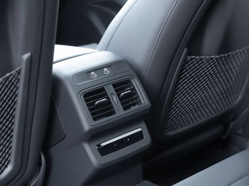 New 2025 Audi SQ5 Premium Plus image 30