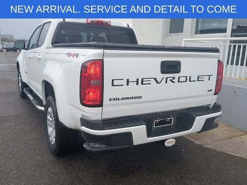Used 2022 Chevrolet Colorado LT w/ Luxury Package image 3
