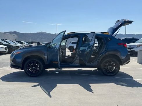 Used 2024 Subaru Crosstrek 2.5i Wilderness w/ Crosstrek Mirror Package AWD/4WD image 27