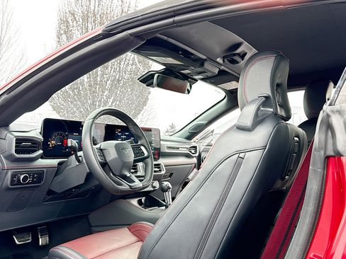 Used 2024 Ford Mustang Premium image 6