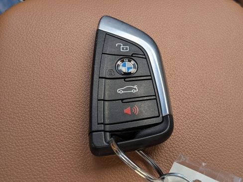 Used 2021 BMW X3 sDrive30i w/ Premium Package RWD image 32