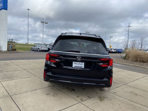 New 2026 Honda Odyssey Sport-L image 9