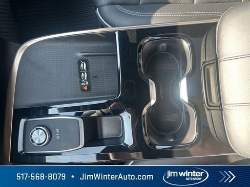 Used 2025 Buick Enclave Avenir w/ Super Cruise Package AWD/4WD image 31