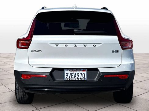 Used 2026 Volvo XC40 B5 Plus w/ Protection Package Premier AWD/4WD image 7
