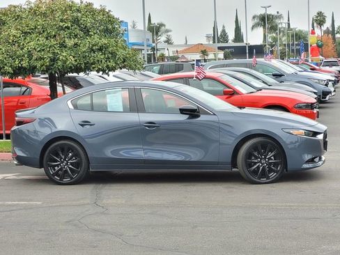 Used 2025 MAZDA MAZDA3 s image 4