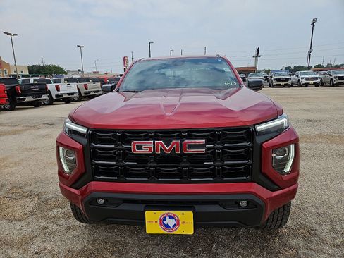 New 2026 GMC Canyon Elevation w/ Convenience Package RWD image 8