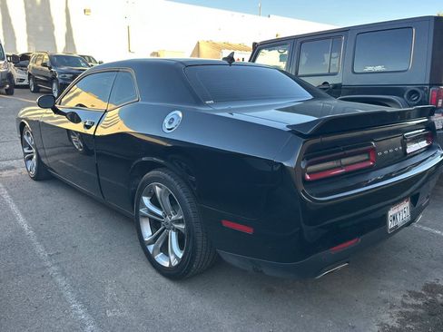 Used 2022 Dodge Challenger GT w/ Plus Package image 3