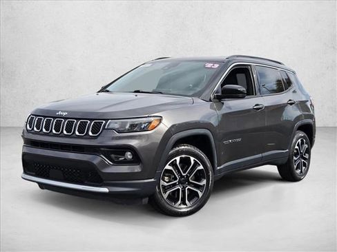 Used 2023 Jeep Compass Limited image 1