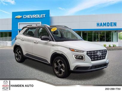 Used 2022 Hyundai Venue Limited w/ Cargo Package