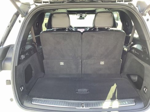 Used 2023 Jeep Grand Cherokee L Overland w/ Advanced Protech Group III image 33