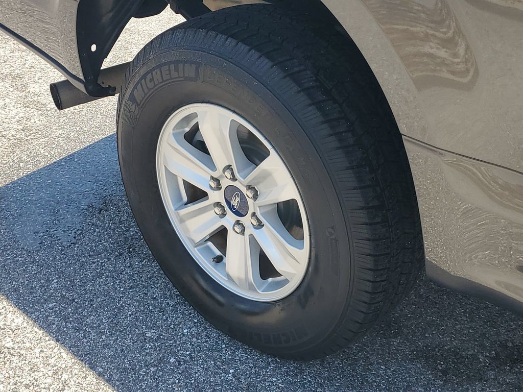 Used 2019 Ford F150 XLT RWD image 9