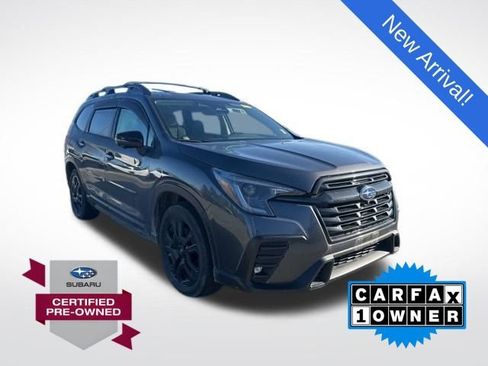Used 2023 Subaru Ascent Onyx Edition Limited image 1