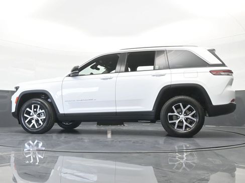 Used 2025 Jeep Grand Cherokee Limited image 57